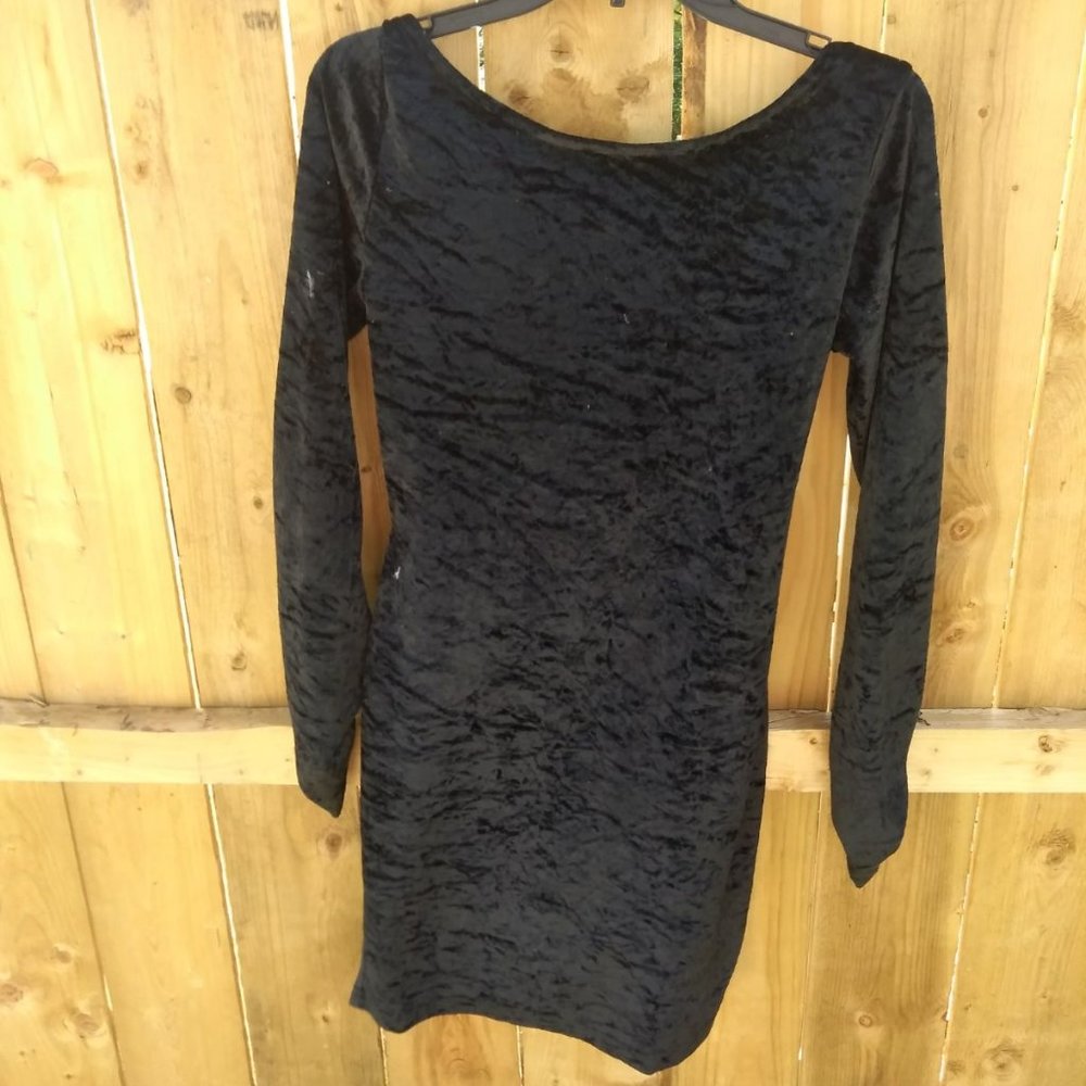 Maggie Lawrence black velvet low back dress